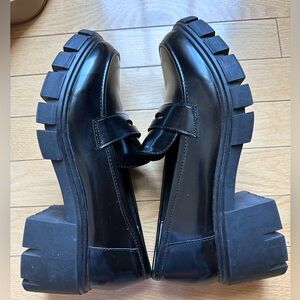 Sincerely Jules loafers - black- size 9- Dylan